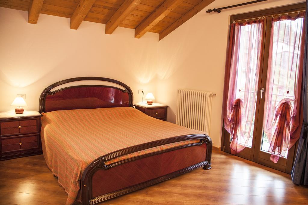 Casa Sole Apartman Vercana Szoba fotó