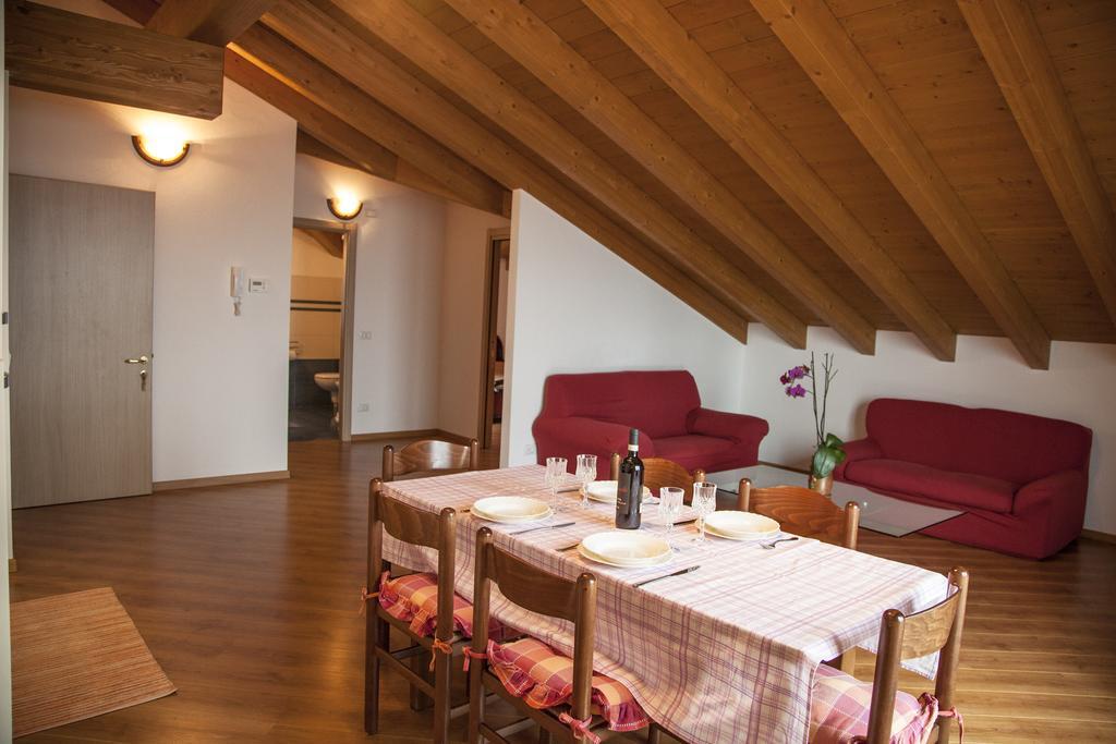 Casa Sole Apartman Vercana Szoba fotó