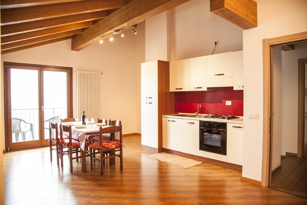 Casa Sole Apartman Vercana Szoba fotó